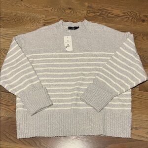 Elegant Gray Striped Crewneck Sweater